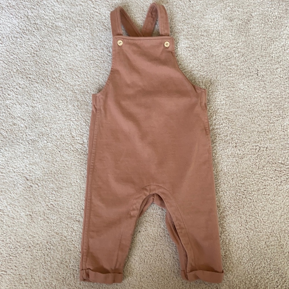 H&M Tan Infant Organic Cotton Overalls with Wood Buttons Size 9M